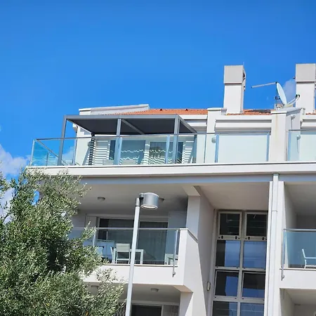 Diamond Seaview Penthouse *