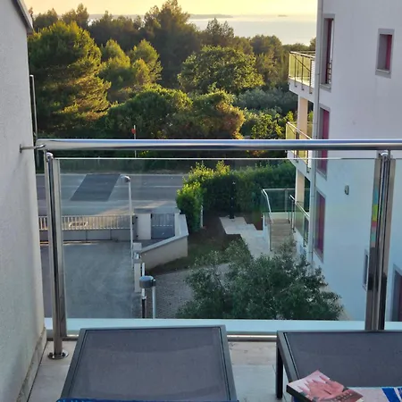 Diamond Seaview Penthouse